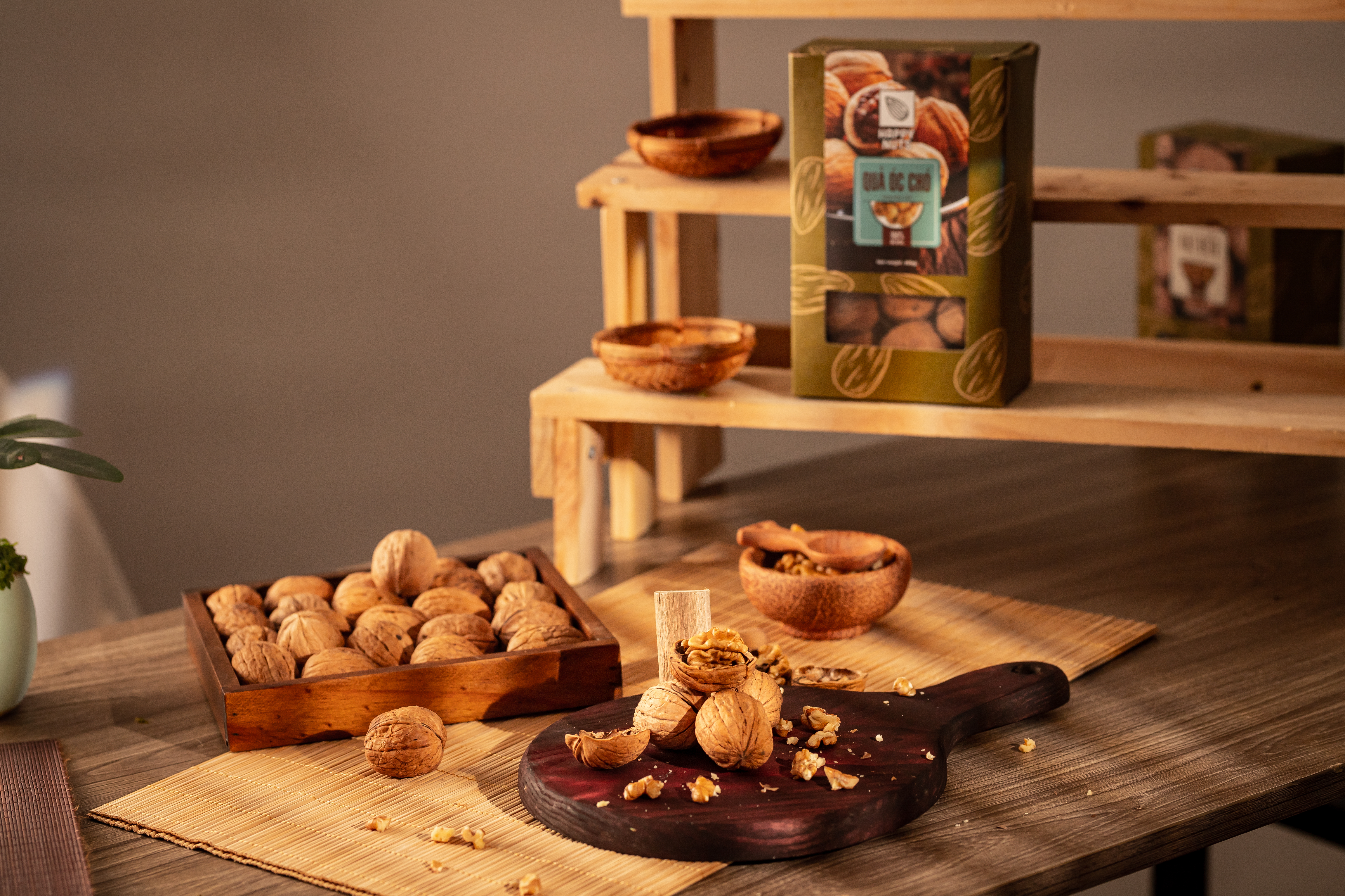 (Tặng 500gr yến mạch) Quả Óc Chó vàng Happy Nuts Hộp 400gr